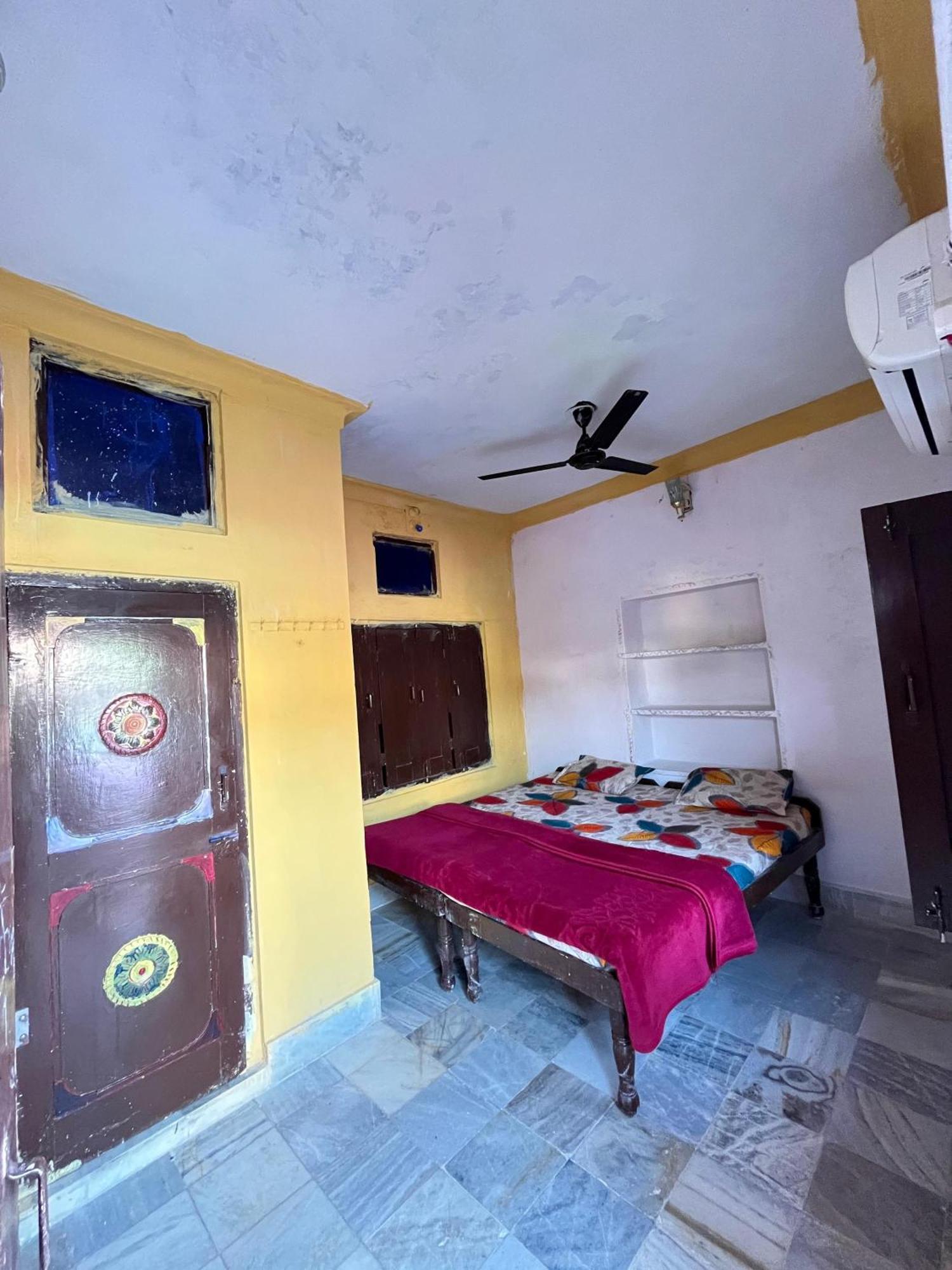 Hostel Monalisa Пушкар Номер фото
